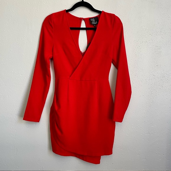 Rise of Dawn V-Neck Long sleeve Red Dress size XS and Small NWT - Picture 1 of 7